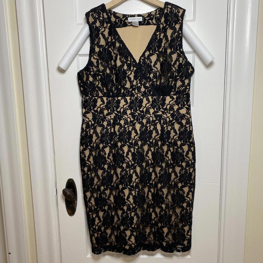 Vintage Newport News Black Lace Sheath Dress Bodycon Glam Goth Noir Retro Chic